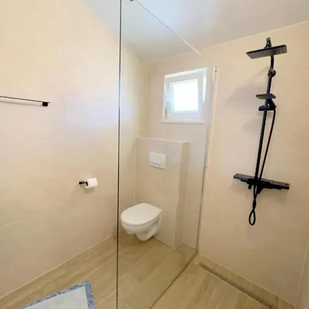 One Bedroom With Sea View 3 Apartman