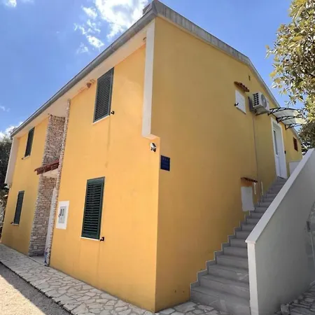 One Bedroom With Sea View 3 Apartman Lovište